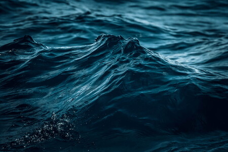 Dark waves of the Drake Passage