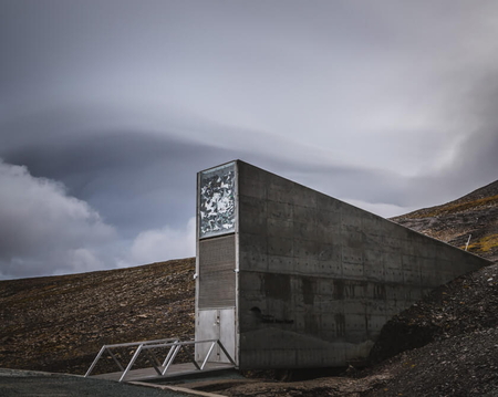 Landscape and Travel Photography of Longyearbyen, Svalbard by Jan Erik Waider