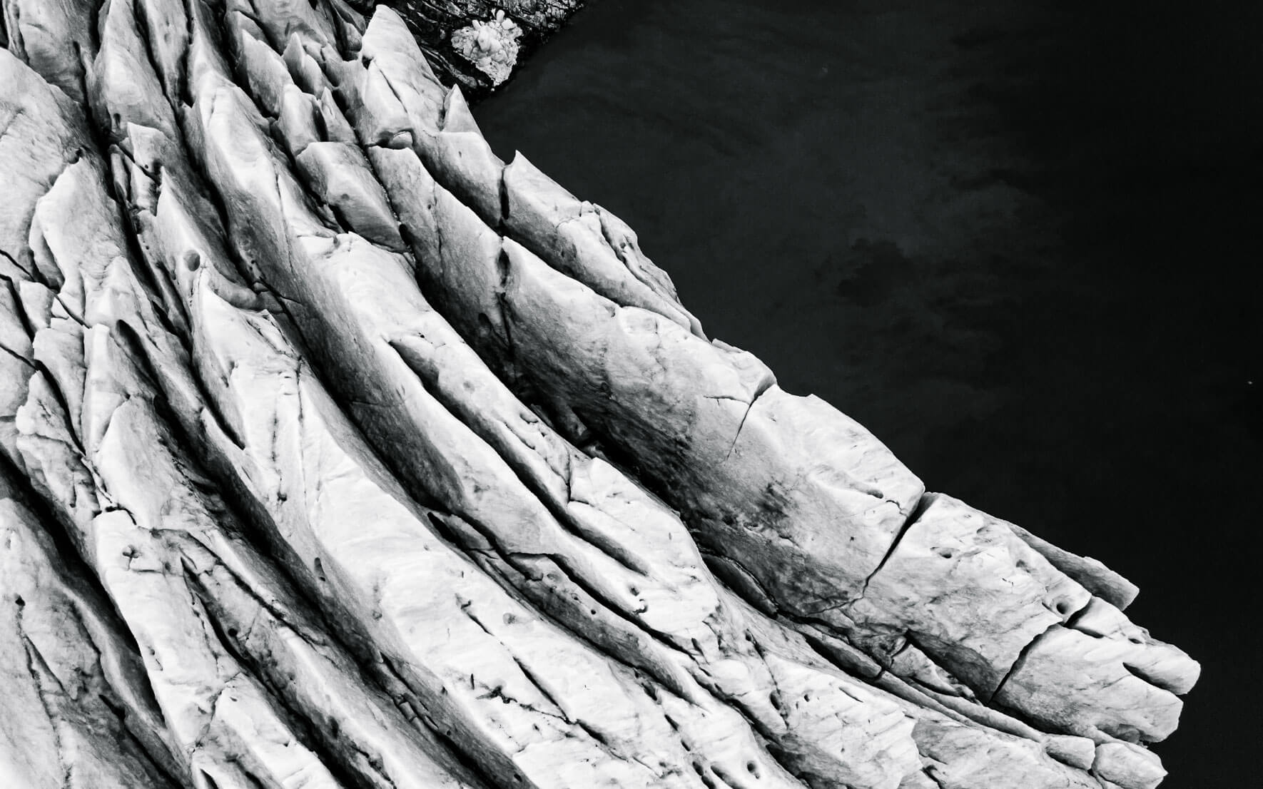 Folgefonna glacier in black and white