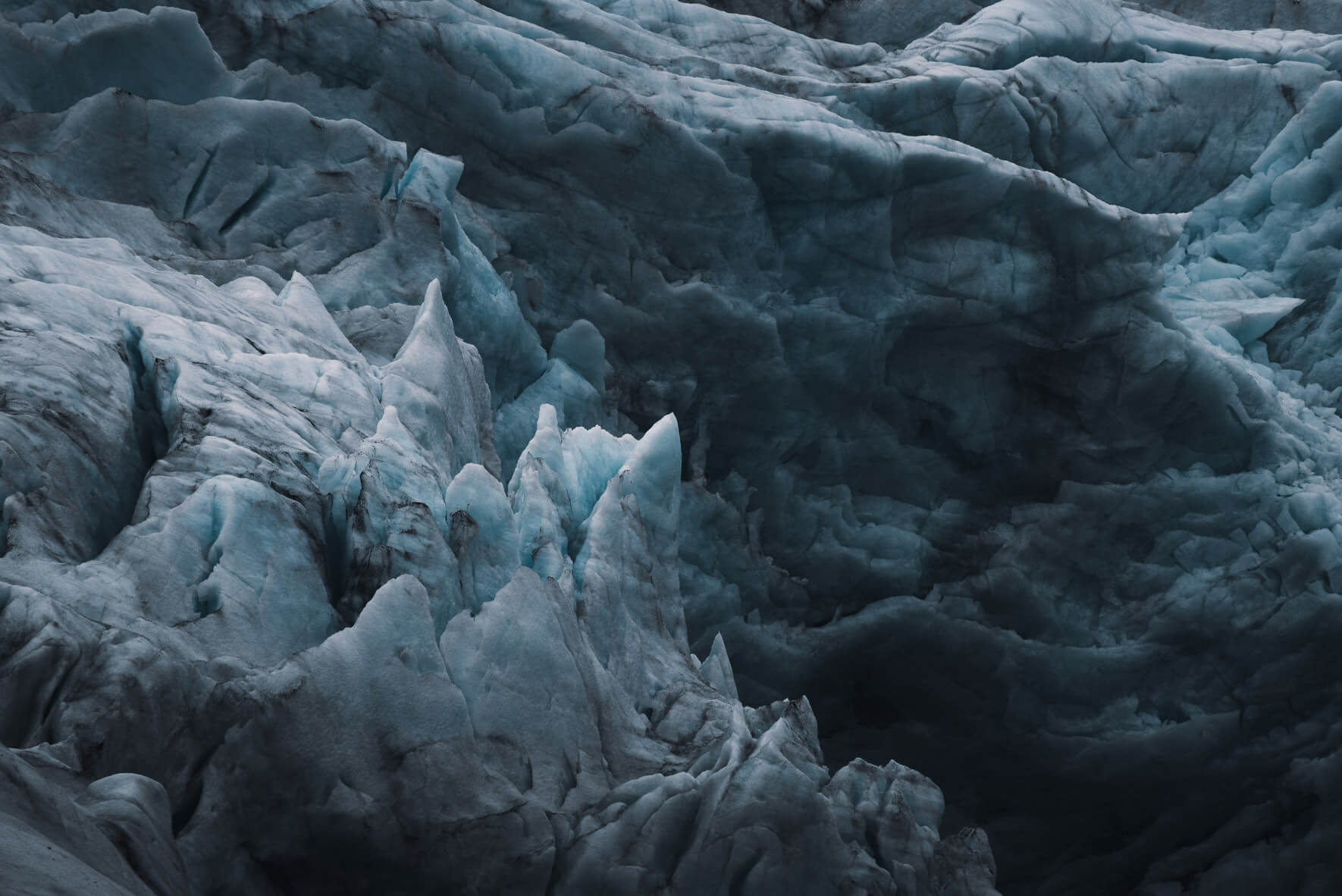 Landscape photography of Svalbard by visual artist and photographer Jan Erik Waider