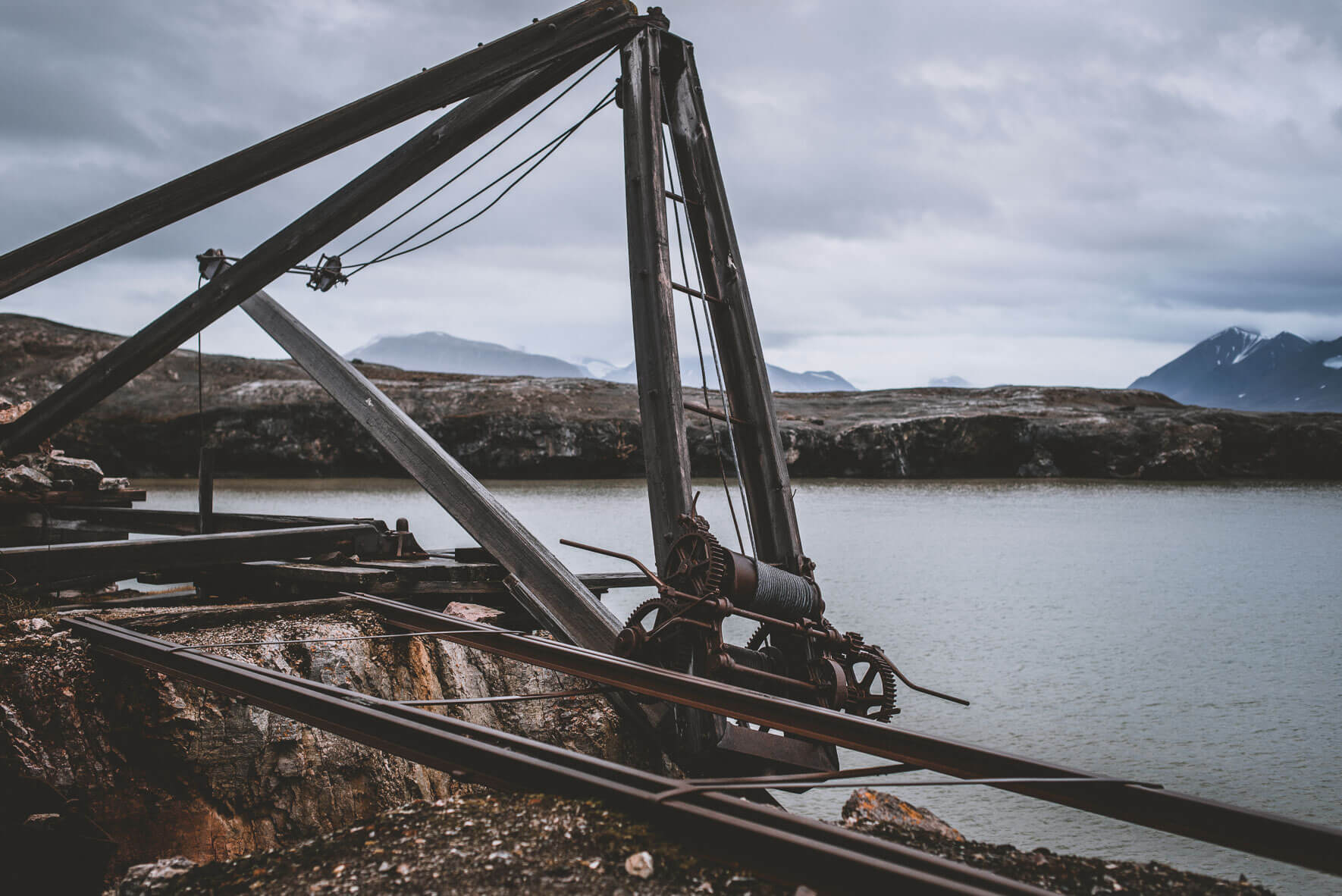 Old crane from the old marble mine at Camp Mansfield (New London/Ny-London, Svalbard)